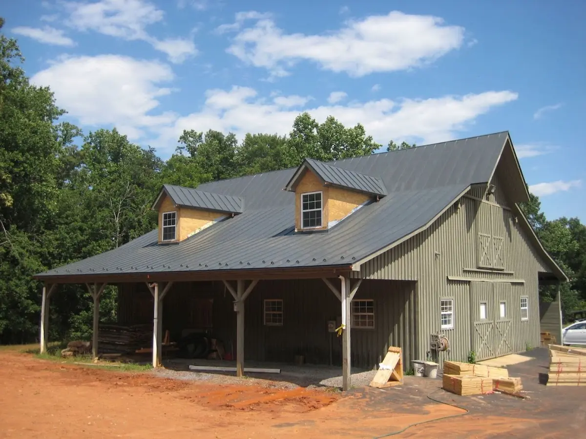 Expert Emergency Roof Leak Repair workmanship in Bennettsville